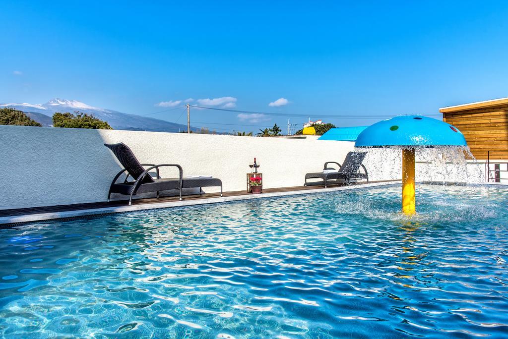 Tisland Resort Taeryun-dong Екстер'єр фото