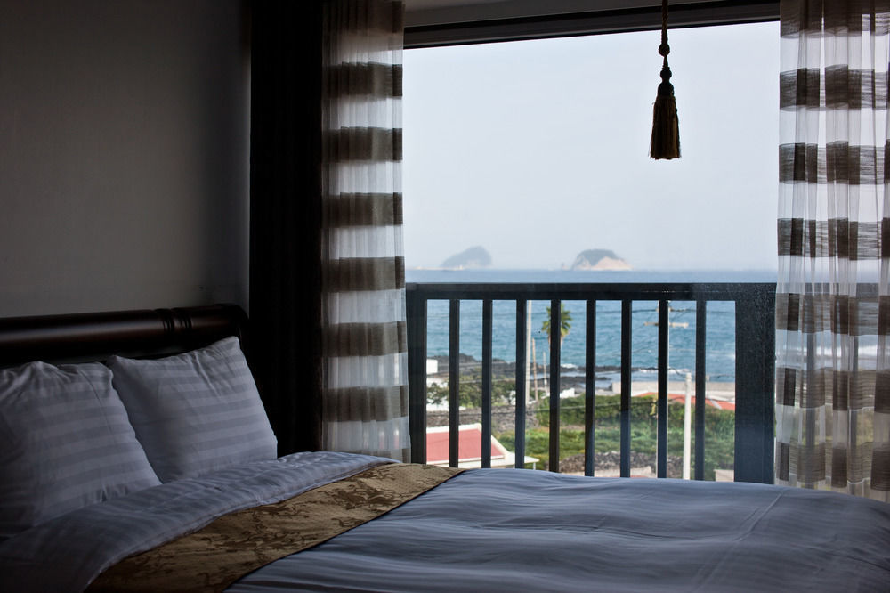 Tisland Resort Taeryun-dong Екстер'єр фото